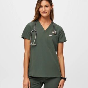 Figs Jade green scrub set size small